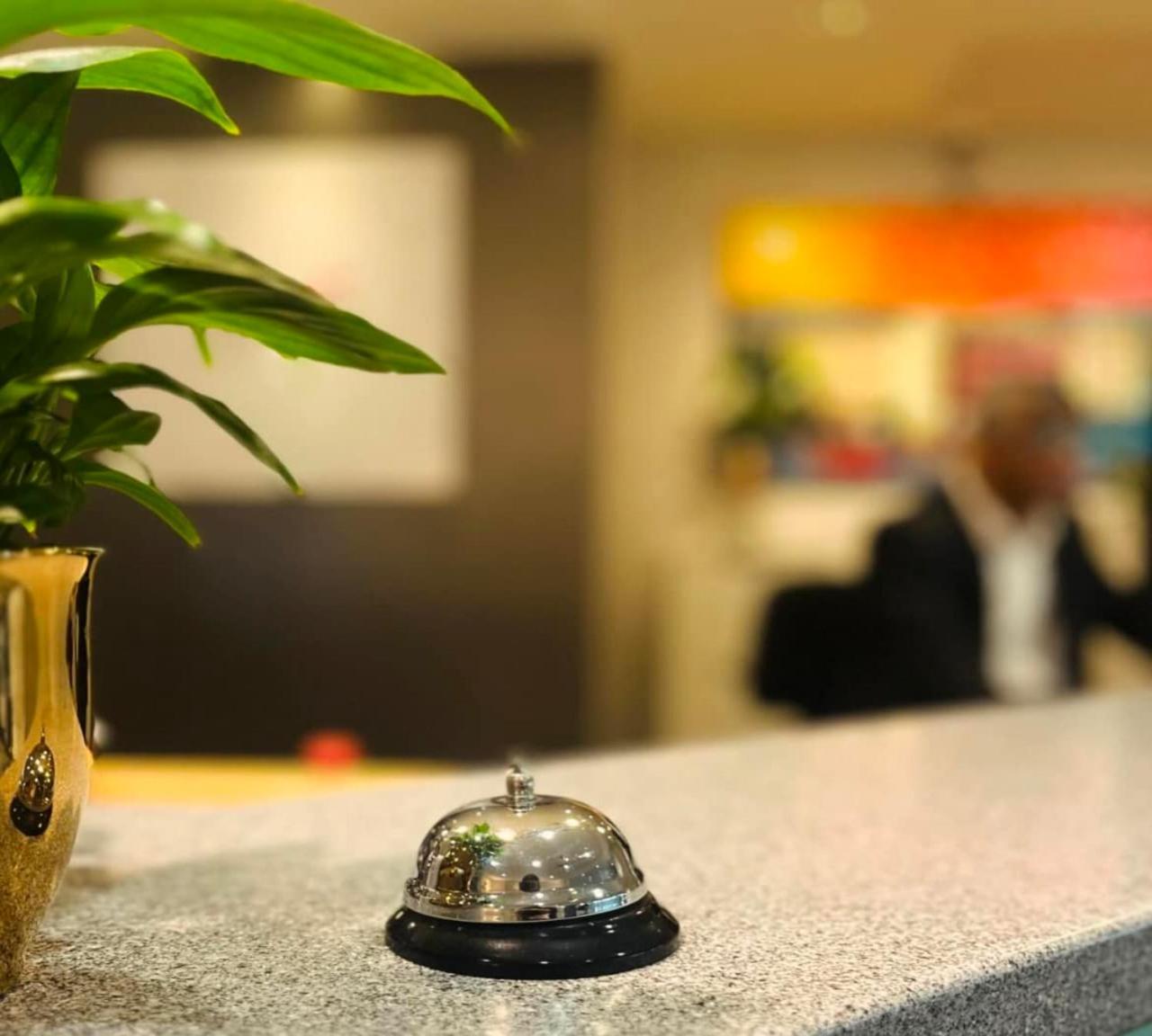 Arion Cityhotel Wina Bagian luar foto